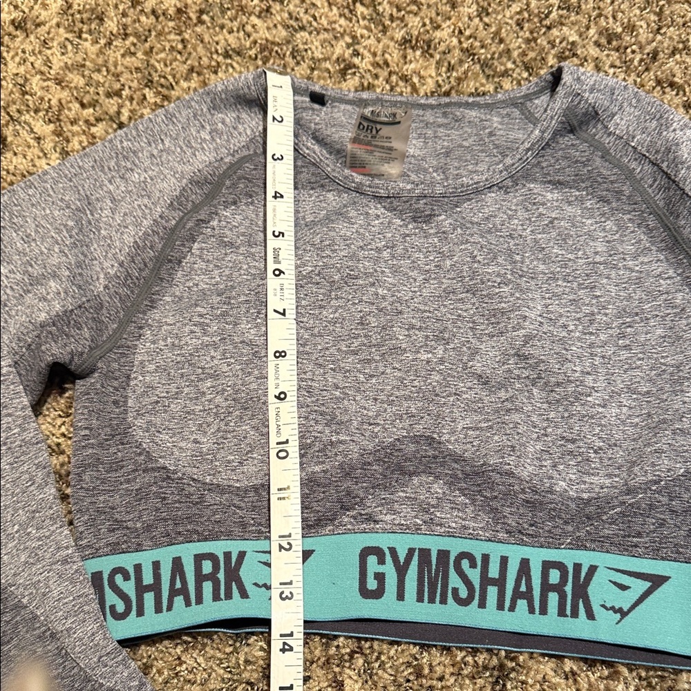 Gymshark Heather Gray and Teal Long Sleeve Crop Top - Picture 4 of 8